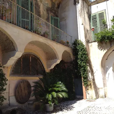 Landhuis Dimora Storica Mustilli *