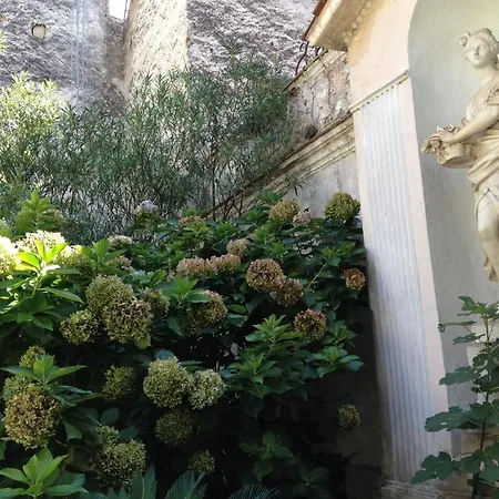 Dimora Storica Mustilli SantʼAgata deʼ Goti